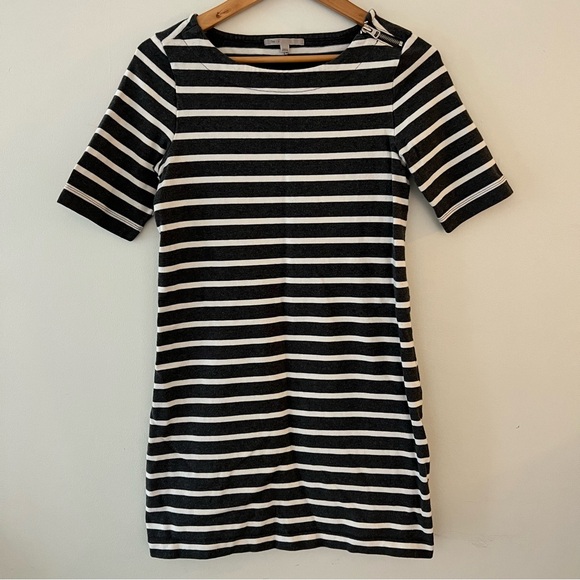 Womens Gap Gray and White Striped Fitted Dress Size Small - Picture 1 of 9